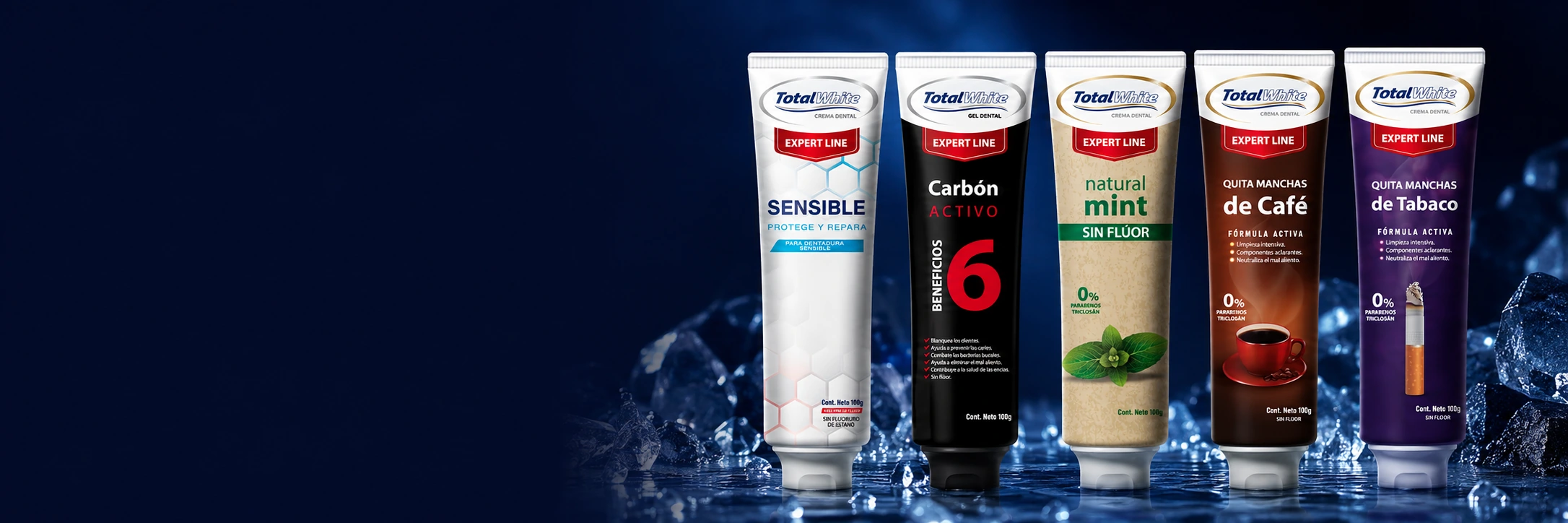 Los cinco productos TotalWhite Expert Line en un estudio azul